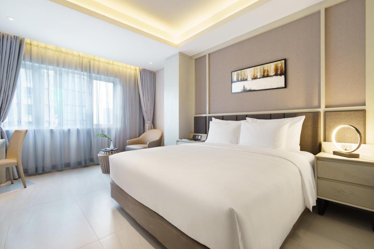M City Hotel Saigon Хошимин Экстерьер фото