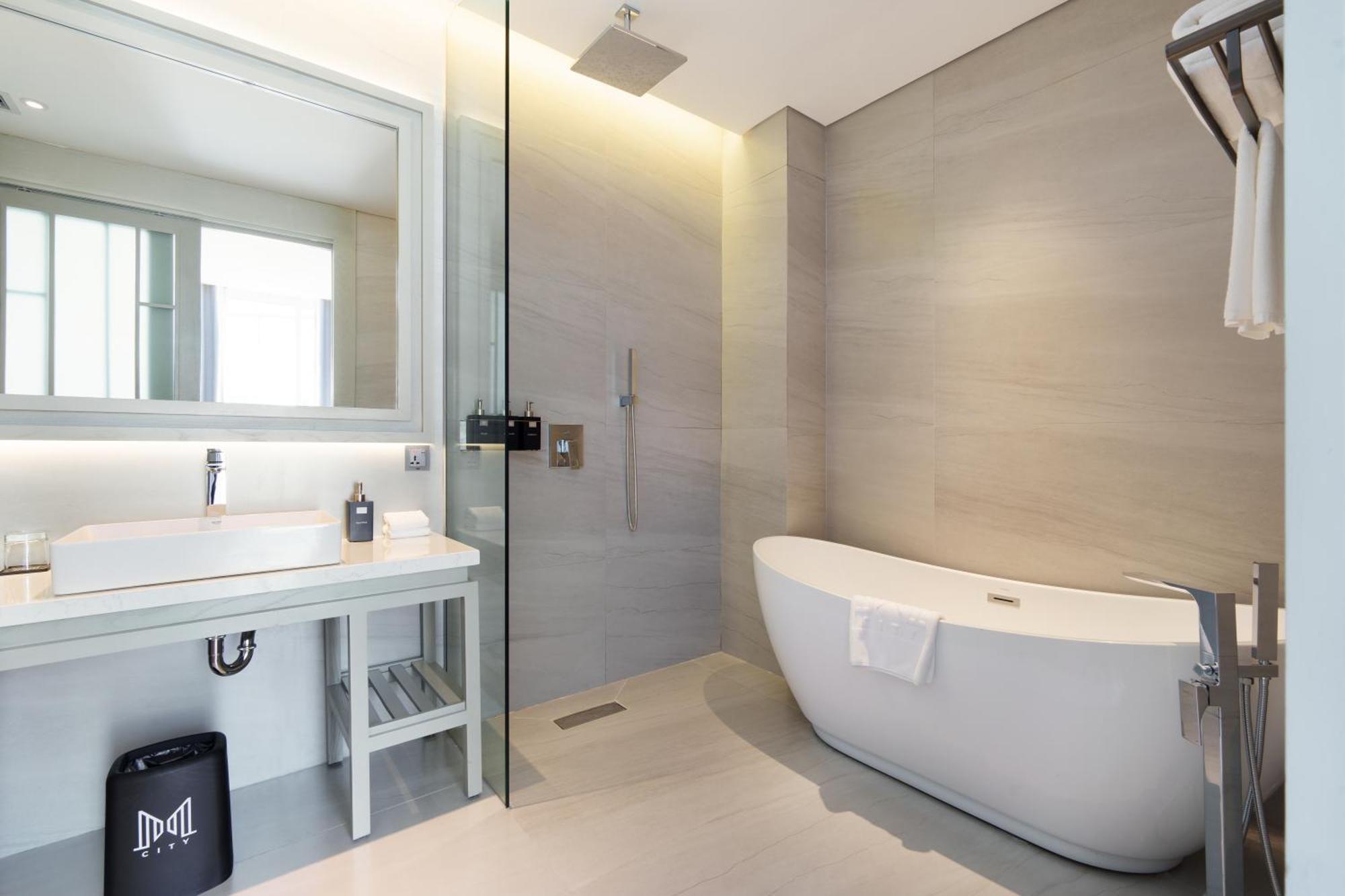 M City Hotel Saigon Хошимин Экстерьер фото