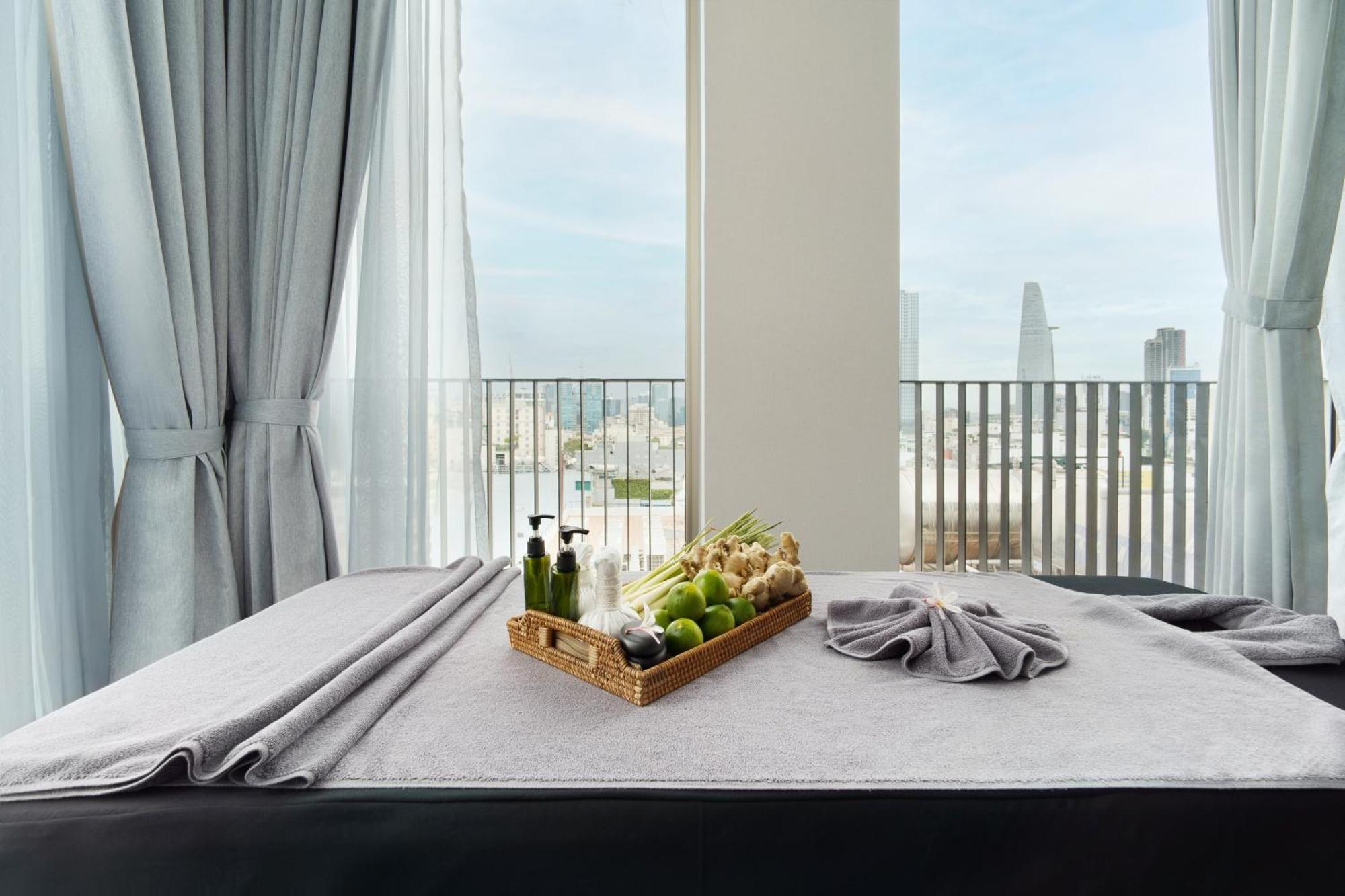 M City Hotel Saigon Хошимин Экстерьер фото