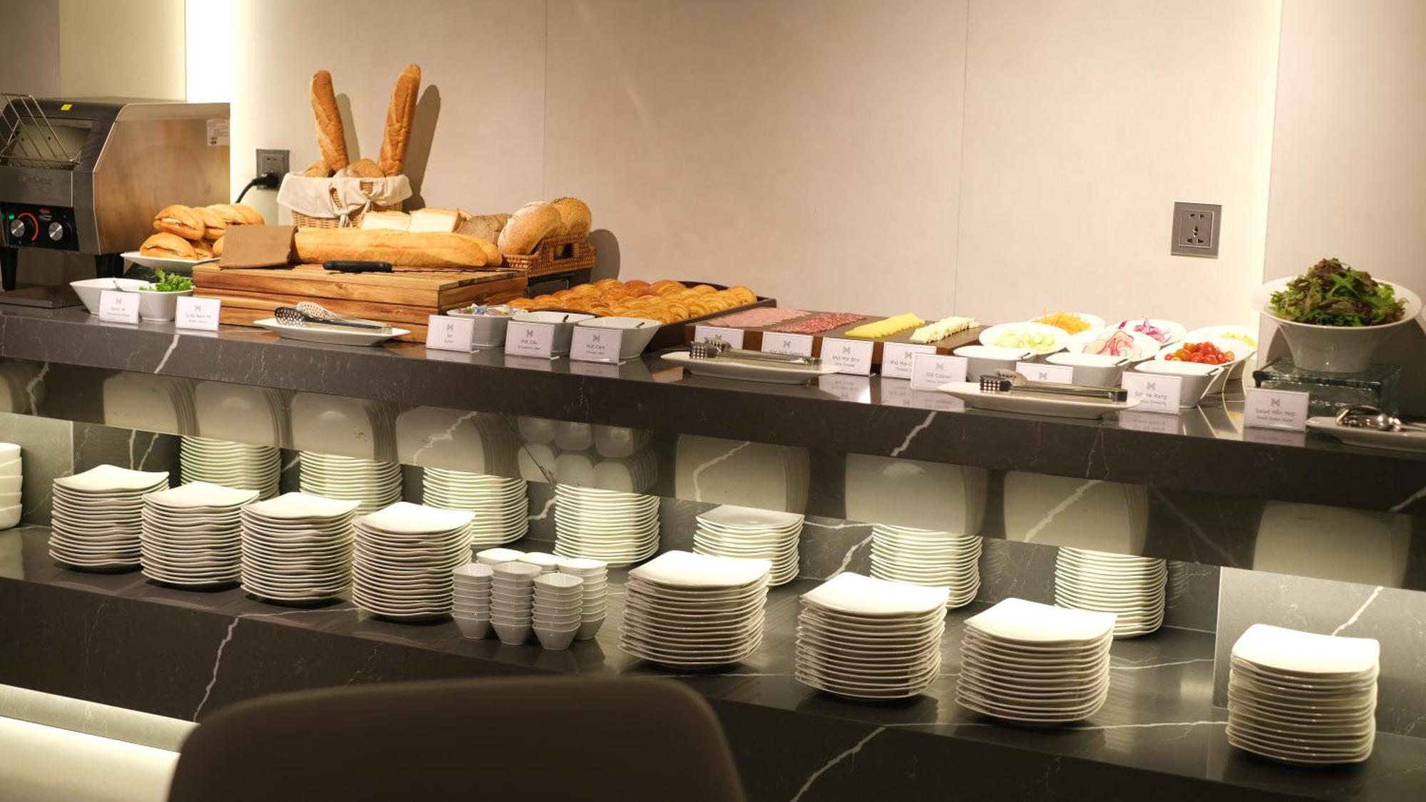 M City Hotel Saigon Хошимин Экстерьер фото